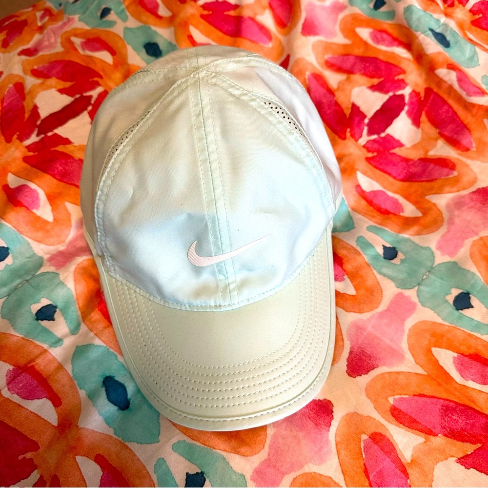 NWOT ADIDAS HAT LIGHT TEAL